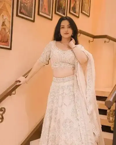 Escort Uluberia
